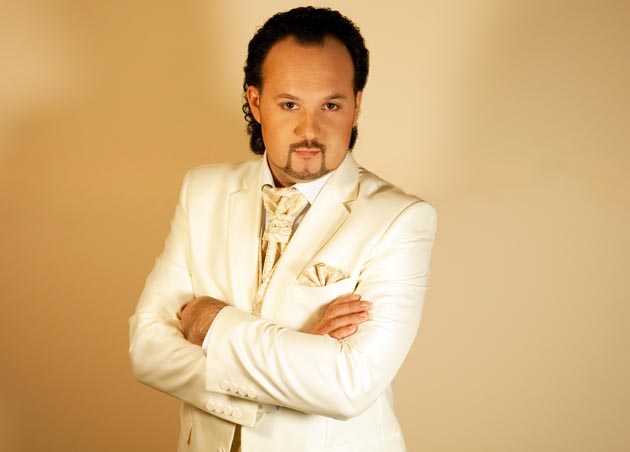 Премьера концертной программы «Волной любви» в исполнении камерного оркестра русских народных инструментов «Былина». Солист - М. Щербицкий (баритон, Москва) Премьера концертной программы «Волной любви» в исполнении камерного оркестра русских народных инструментов «Былина». Солист - М. Щербицкий (баритон, Москва)