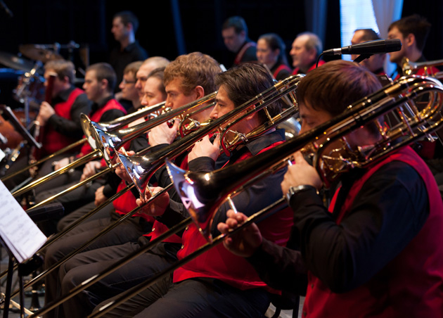 Премьера концертной программы «Jazz time» в исполнении оркестра духовых инструментов «Сургут Экспресс-бэнд»