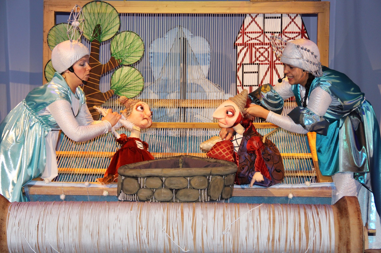 Новогоднее представление «В сказочном царстве, в новогоднем государстве»