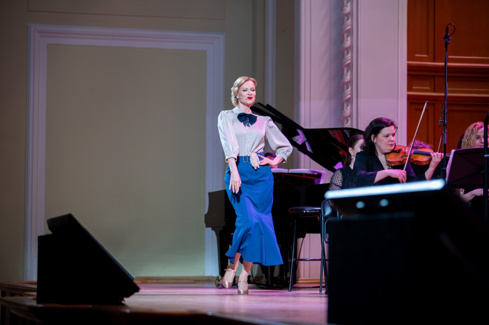 Спектакль «Журчат ручьи»