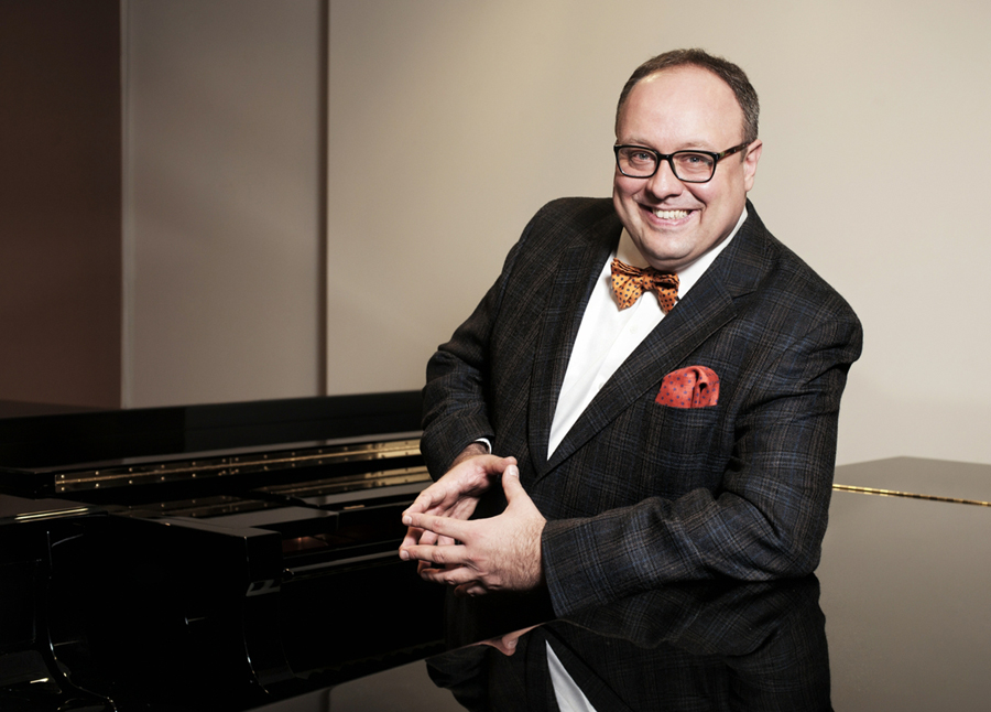 Концерт пианиста Александра Гиндина и Симфонического оркестра Сургутской филармонии