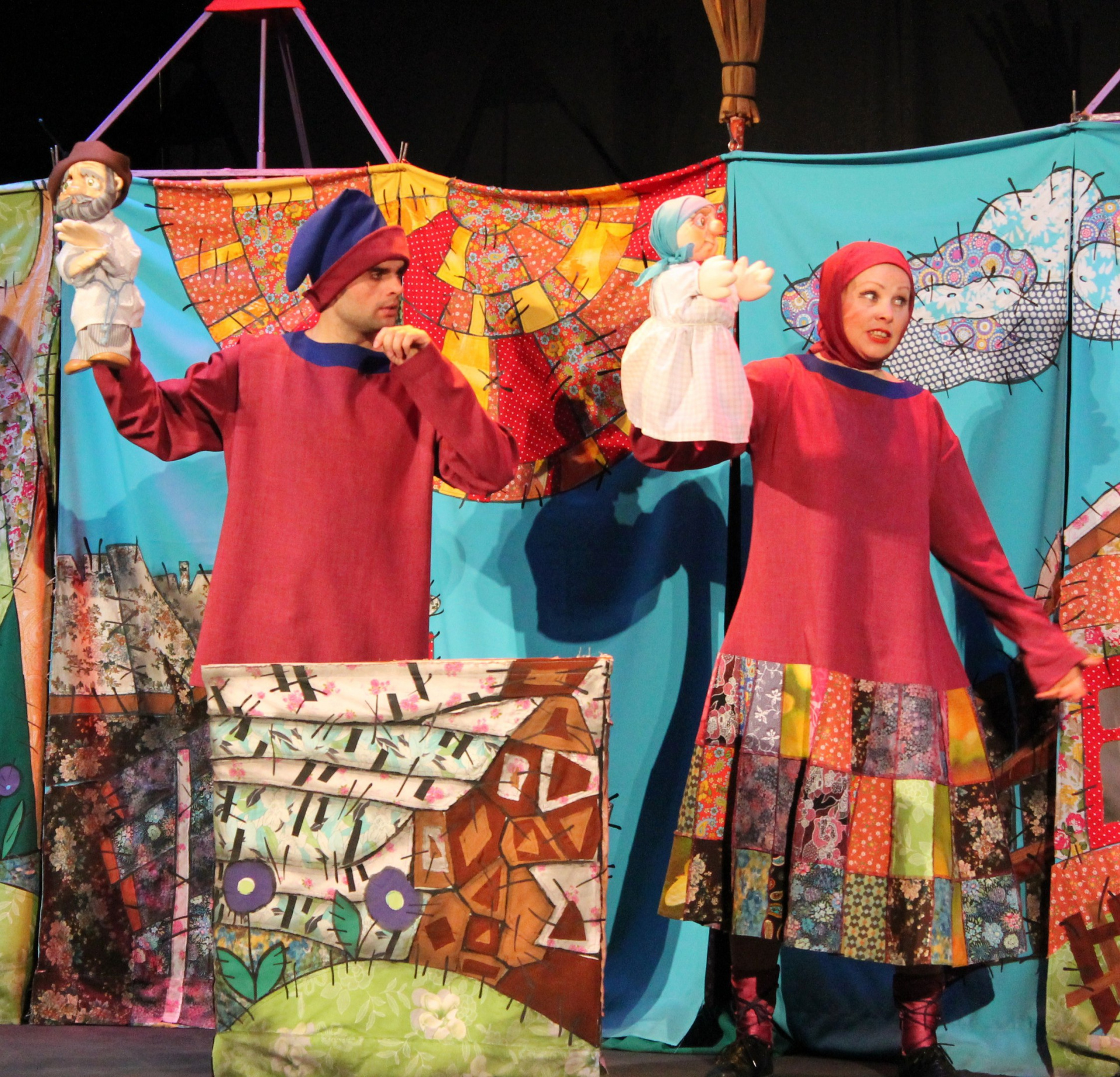 Спектакль «Аленушка и солдат» 