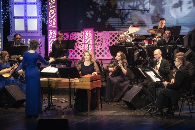 Премьера концертной программы «Приключения иностранцев в России» в исполнении камерного оркестра русских народных инструментов «Былина» 