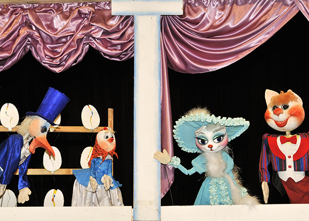 Театр актёра и куклы «Петрушка». «Кошкин дом»
