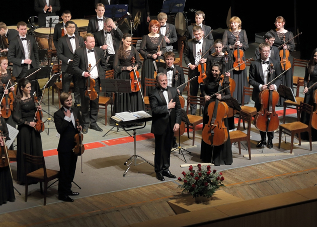 IV фестиваль искусств «60 параллель». Концерт Тюменского государственного симфонического оркестра. При участии хоровой капеллы «Светилен»