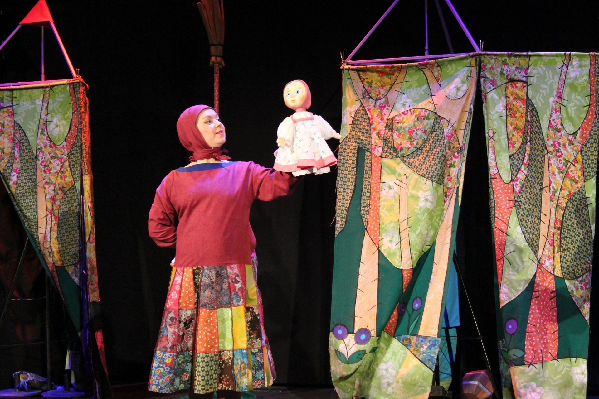 Спектакль «Алёнушка и Солдат» 